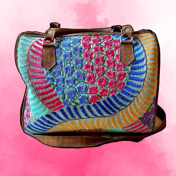 🌈 Beautiful embroidered boho bag - Picture 3 of 6